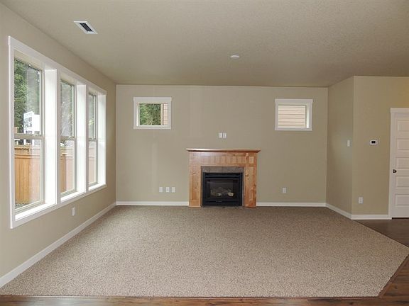 2nd image of 3610 Bacall St NE
