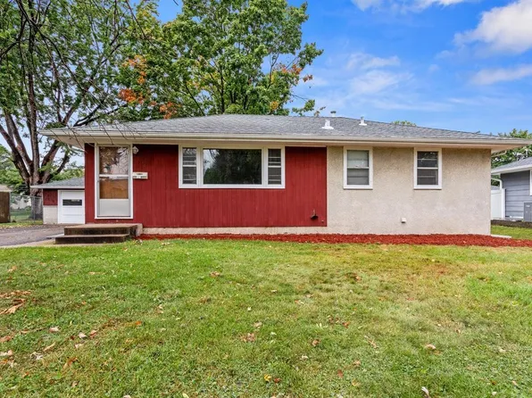 6270 6th St NE, Fridley, MN 55432