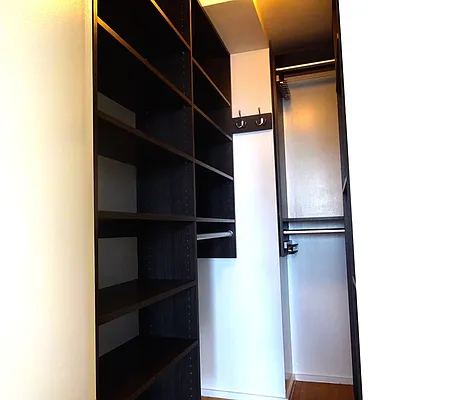 Rented by MNS | media 32