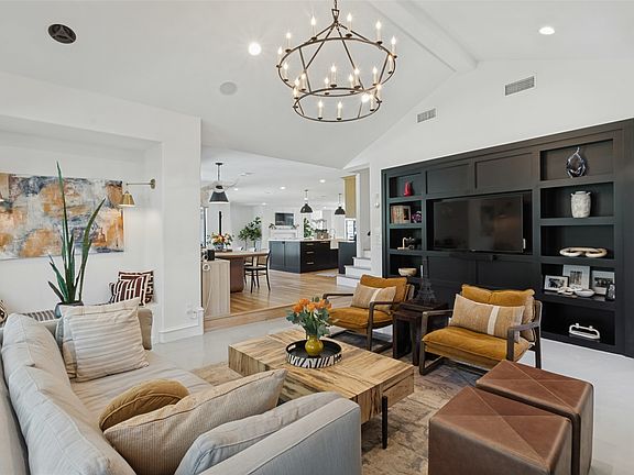 5th image of 8547 Santa Clara Dr