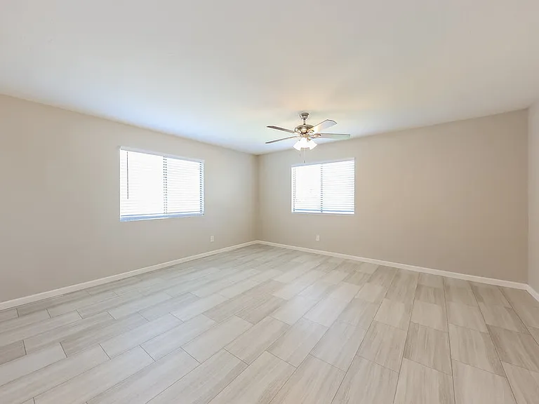 23720 N 118th Ln — Photo 10
