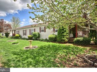 109 Lilac Pl, Royersford, PA 19468