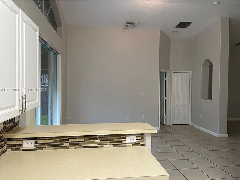 2296 SW 156th Ct — Photo 10