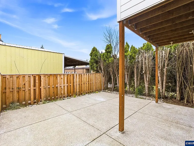4845 Elvira Pl N — Photo 44