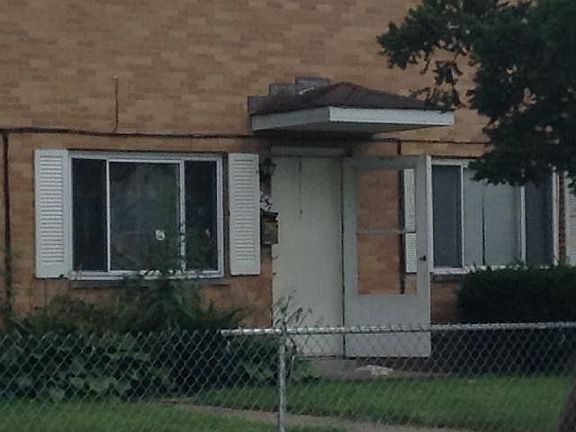 3rd image of 859 Oakland Park Ave