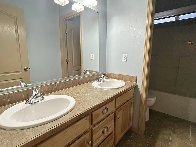 10485 N Bridle Way — Photo 24