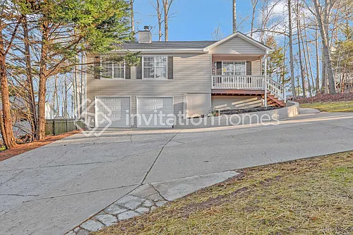 3335 Catalina Dr Photo 1