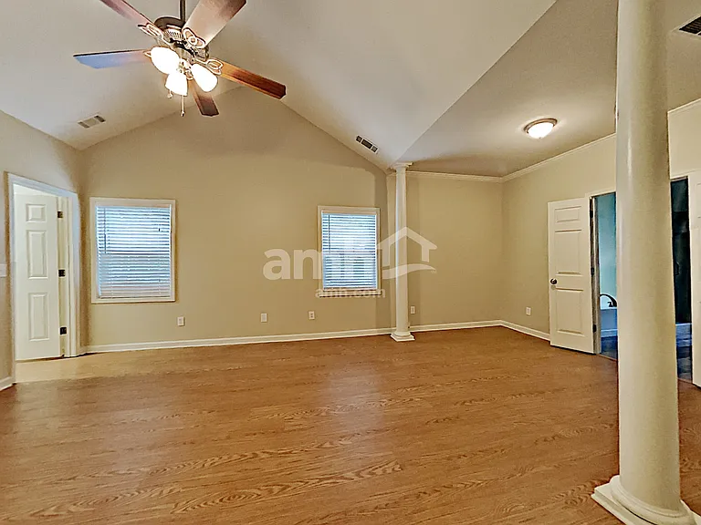 960 Fountain Glen Dr — Photo 10