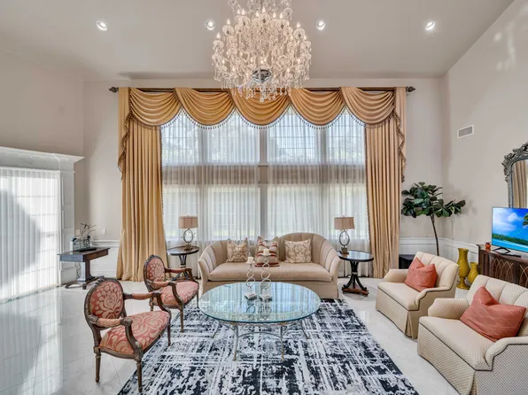 137 W Winnie Way, Arcadia, CA 91007