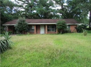 515 7th Ave SE, Magee, MS 39111