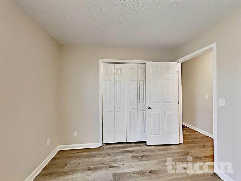 9023 Nevada Ave — Photo 11