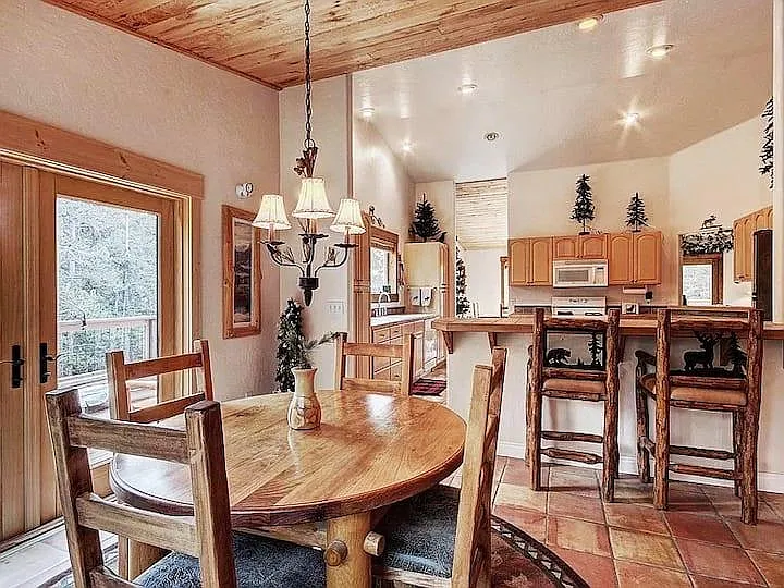 37 Isabelle Ct — Photo 11