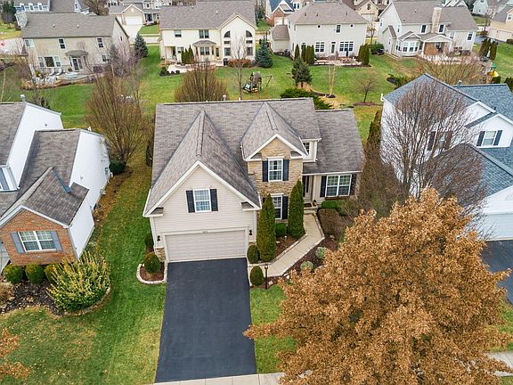 3rd image of 5973 Varwyne Dr