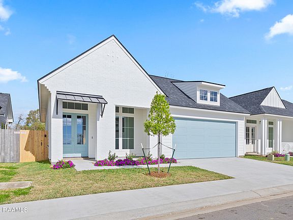 2nd image of 242 Jagged Grove Ln