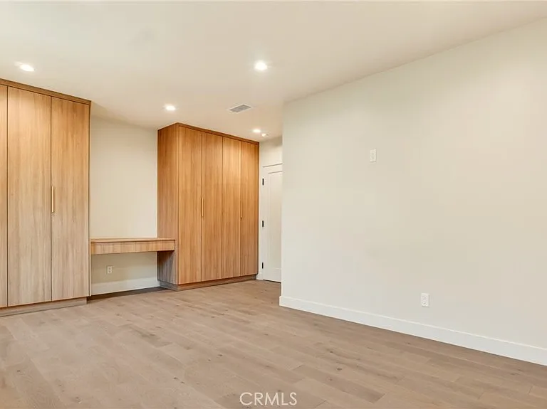 4819 Genesta — Photo 38
