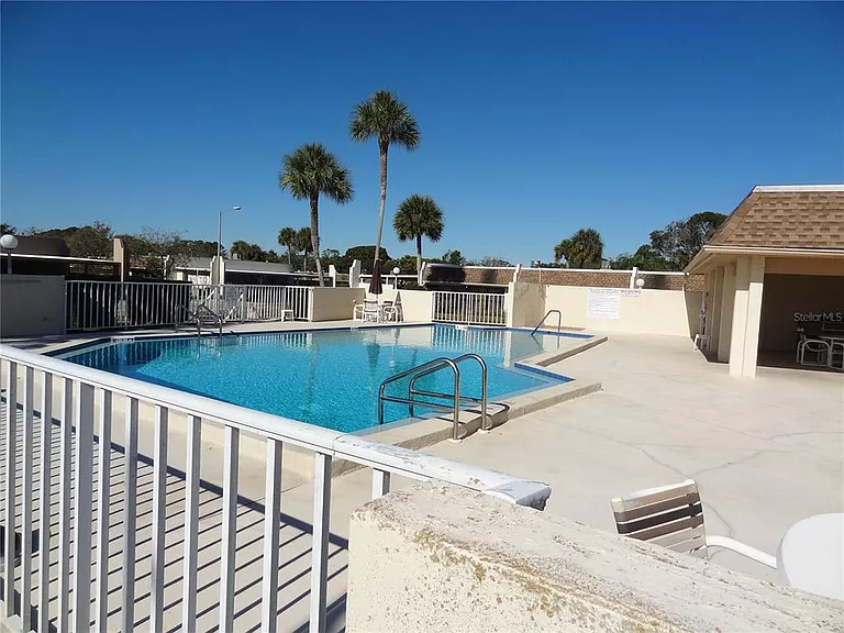 11135 Carriage Hill Dr #3 — Photo 25