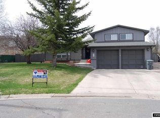 214 Cherokee Ct, Evanston, WY 82930