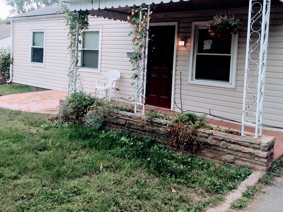 1st image of 4905 Hagemann St