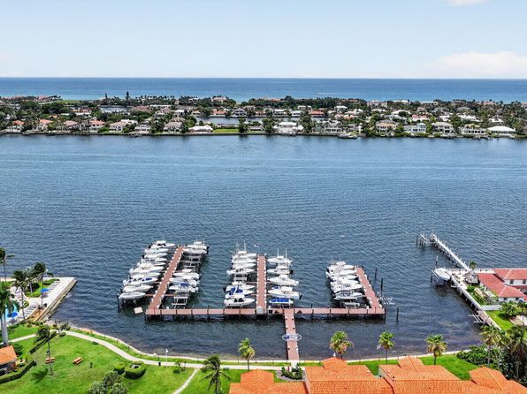 103 Yacht Club Way APT 205