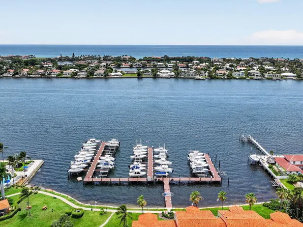103 Yacht Club Way APT 205, Hypoluxo, FL 33462