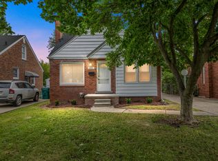 23052 David Ave, Eastpointe, MI 48021