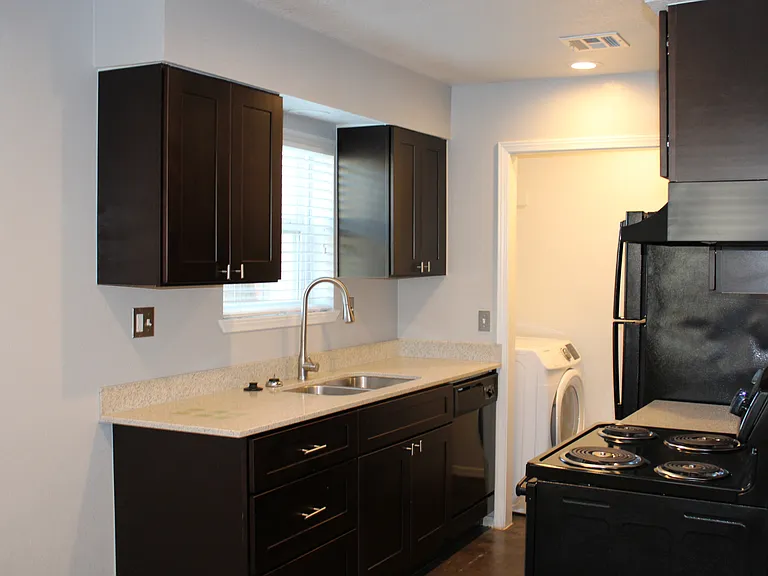 Norman Apartments — Photo 88