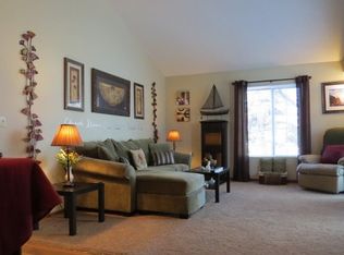 2215 Hemlock Blvd, Woodbury, MN 55125