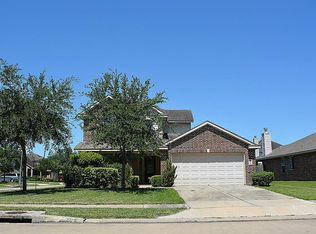 2028 Running Brook Ln, Pearland, TX 77584