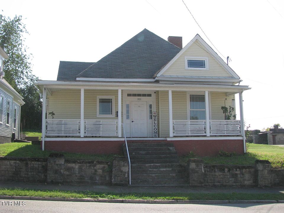 1st image of 321 Lee St