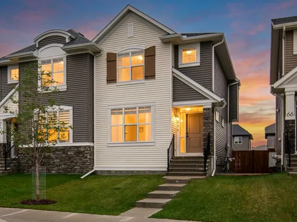 68 N Wolf Gate, Okotoks, AB T1S 5T9