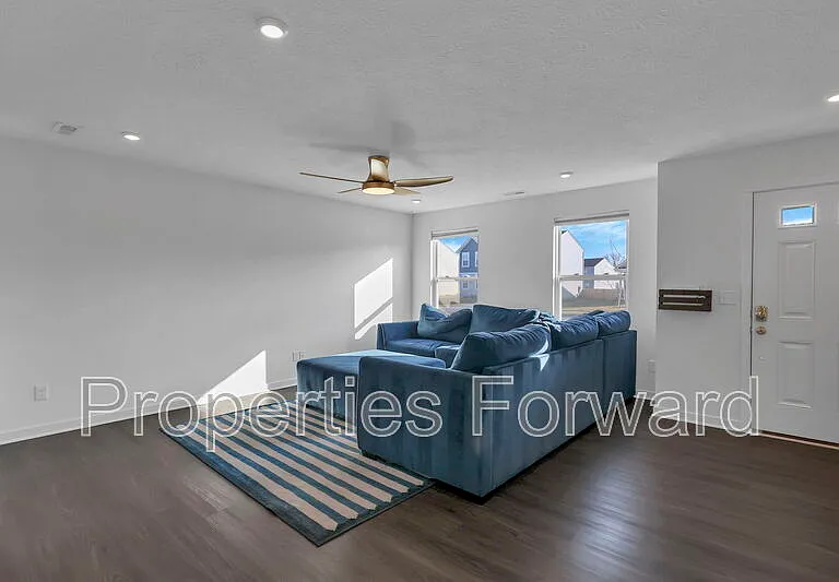 21 Thurber Rd — Photo 7