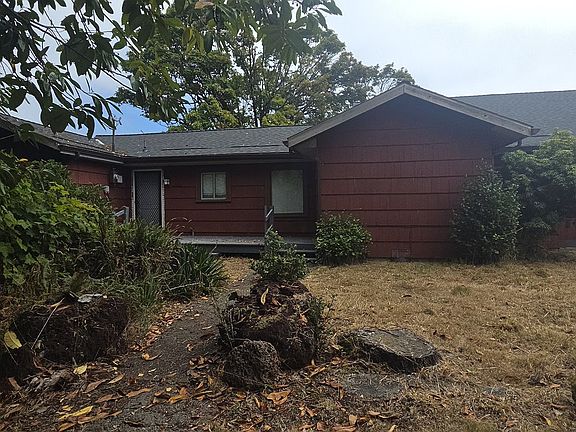4th image of 376 10th Ave