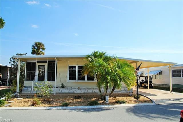 1st image of 452 Snead Dr