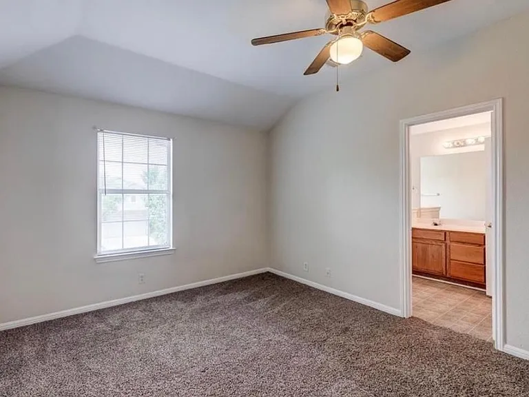 16712 Hamilton Point Cir — Photo 28