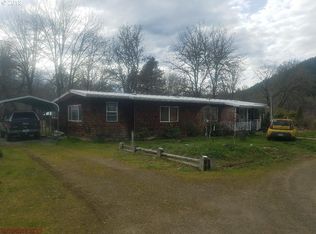 3912 Azalea Glen Rd, Glendale, OR 97442