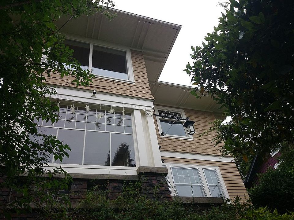 2nd image of 809 37th Ave