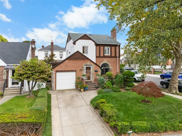 2623 Utopia Parkway, Flushing, NY 11358