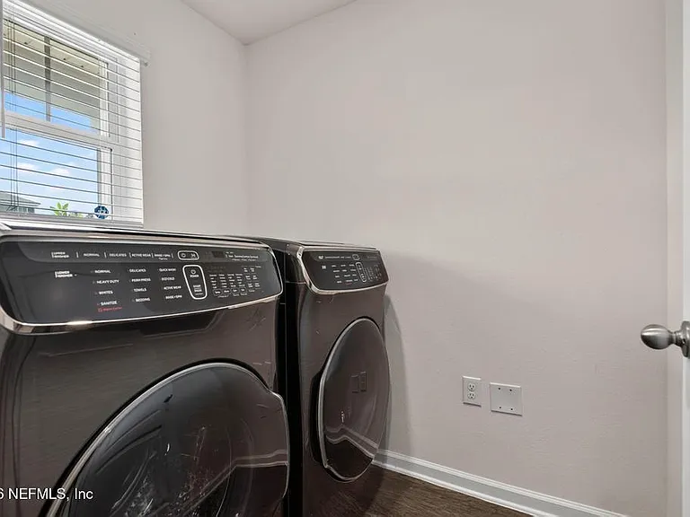 8076 Dancing Fox St — Photo 18