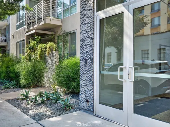 111 S De Lacey Ave, Pasadena, CA 91105