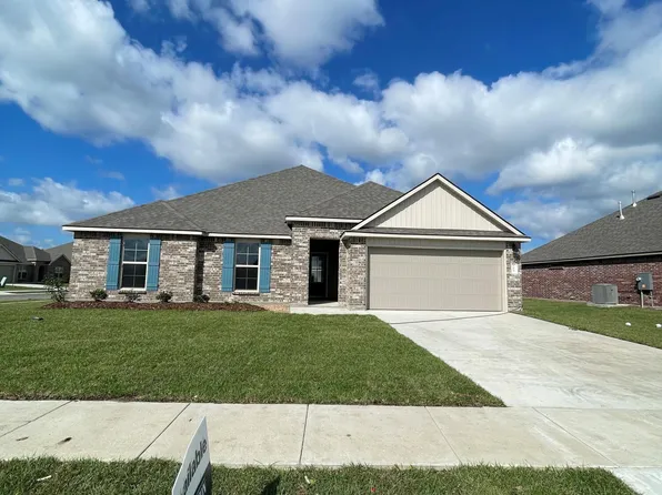 500 Fontaine Ct, Breaux Bridge, LA 70517