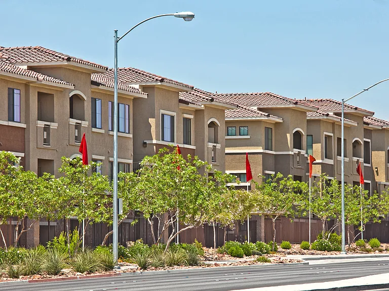 Centennial at 5th Apartments — Photo 1