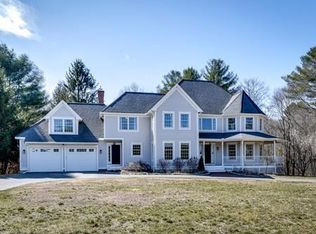 136 S Main St, Sherborn, MA 01770
