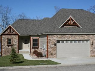 2156 Shady Ln, Detroit Lakes, MN 56501