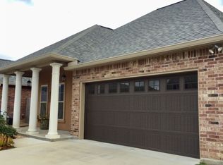 105 Brookview Pl, Lafayette, LA 70508