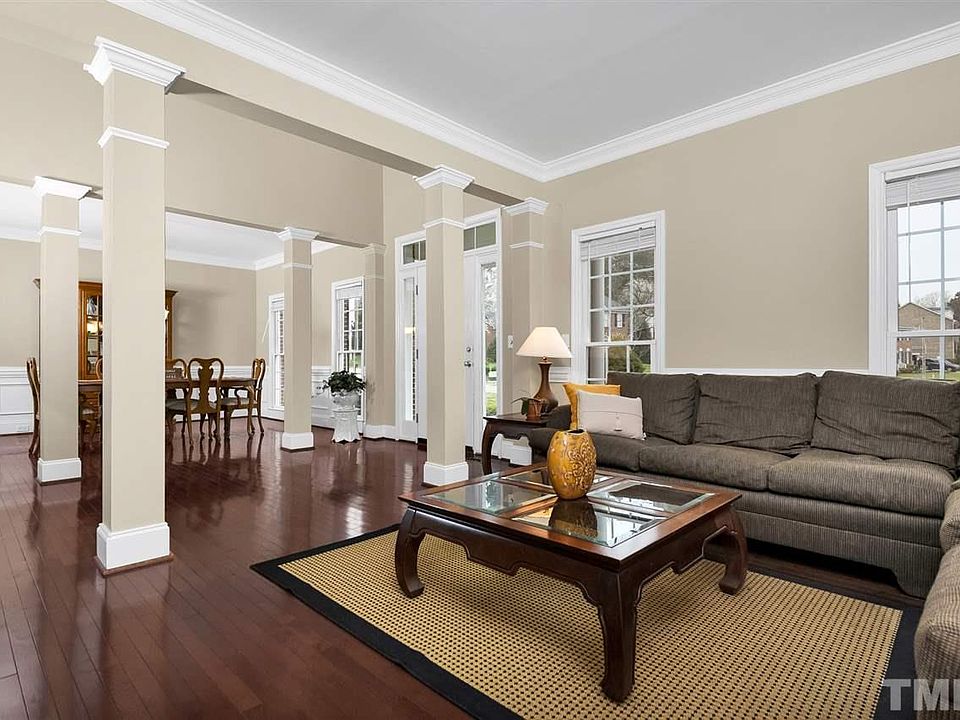 2nd image of 1900 Katesbridge Ln