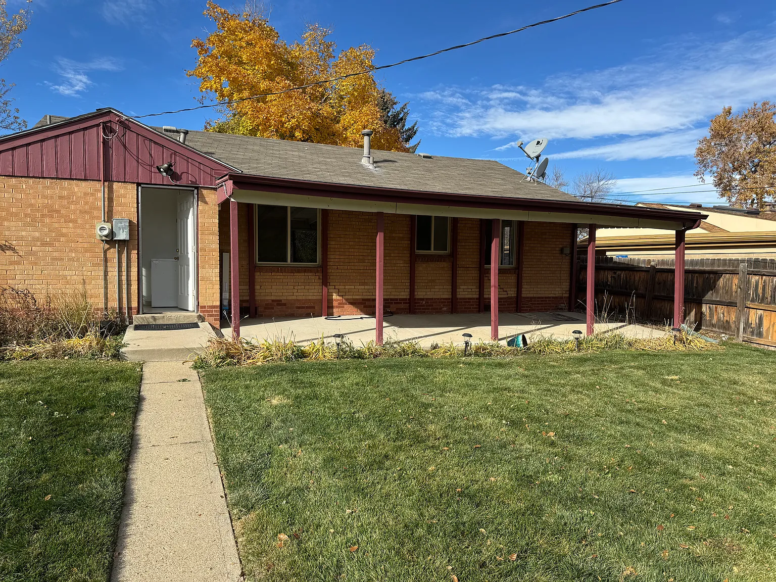 3 bed, 1016 sqft, $1,100 — Photo 2