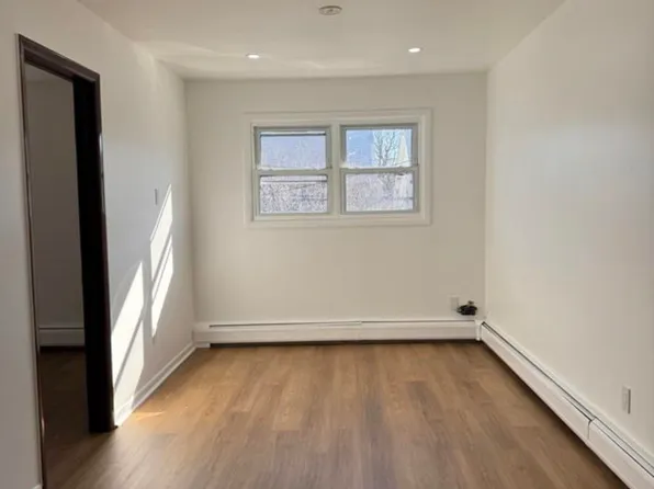 7705 5th Avenue image 6 of 7