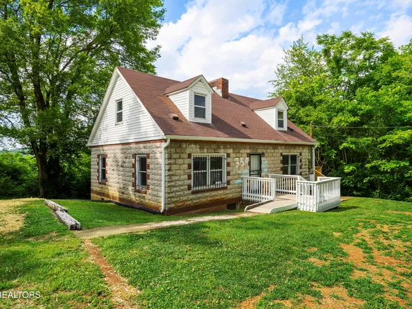 359 Nash Rd, Knoxville, TN 37914