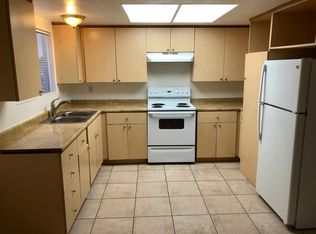 147 The Cir #C, Vista, CA 92084