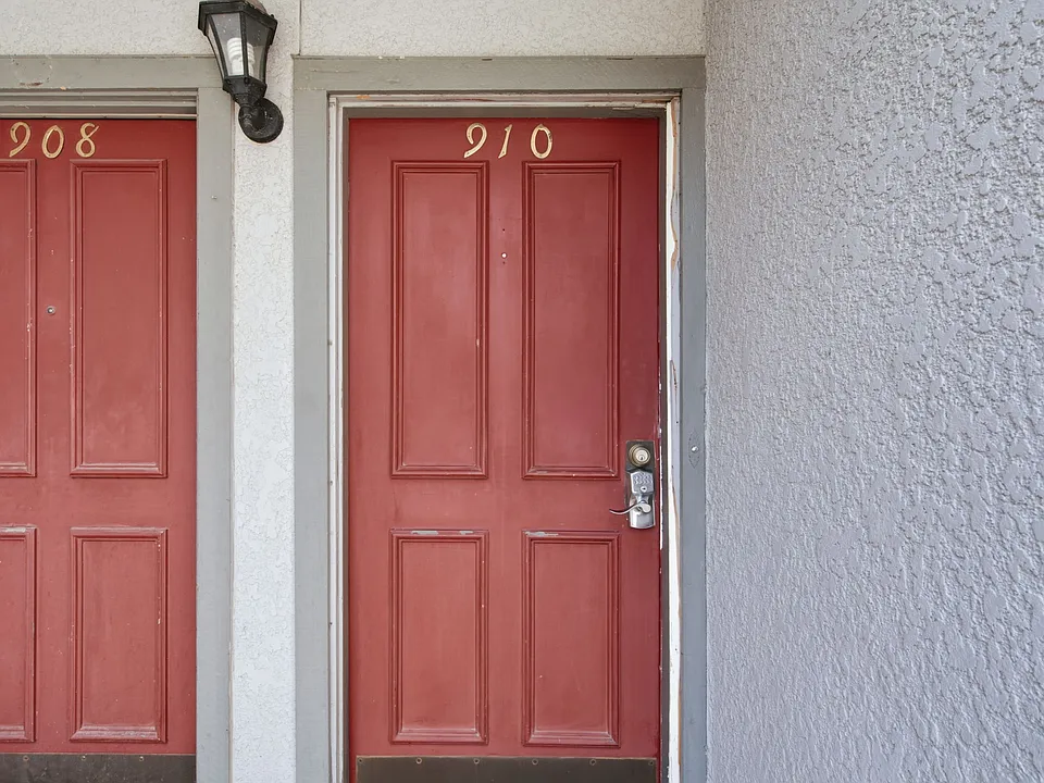 15151 Berry Trl #910